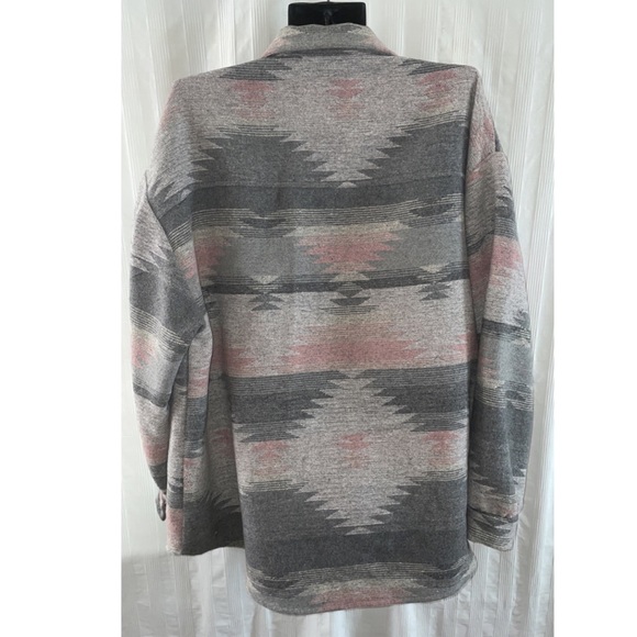 Brand New Aztec Print Shacket, Size Medium - Picture 12 of 12